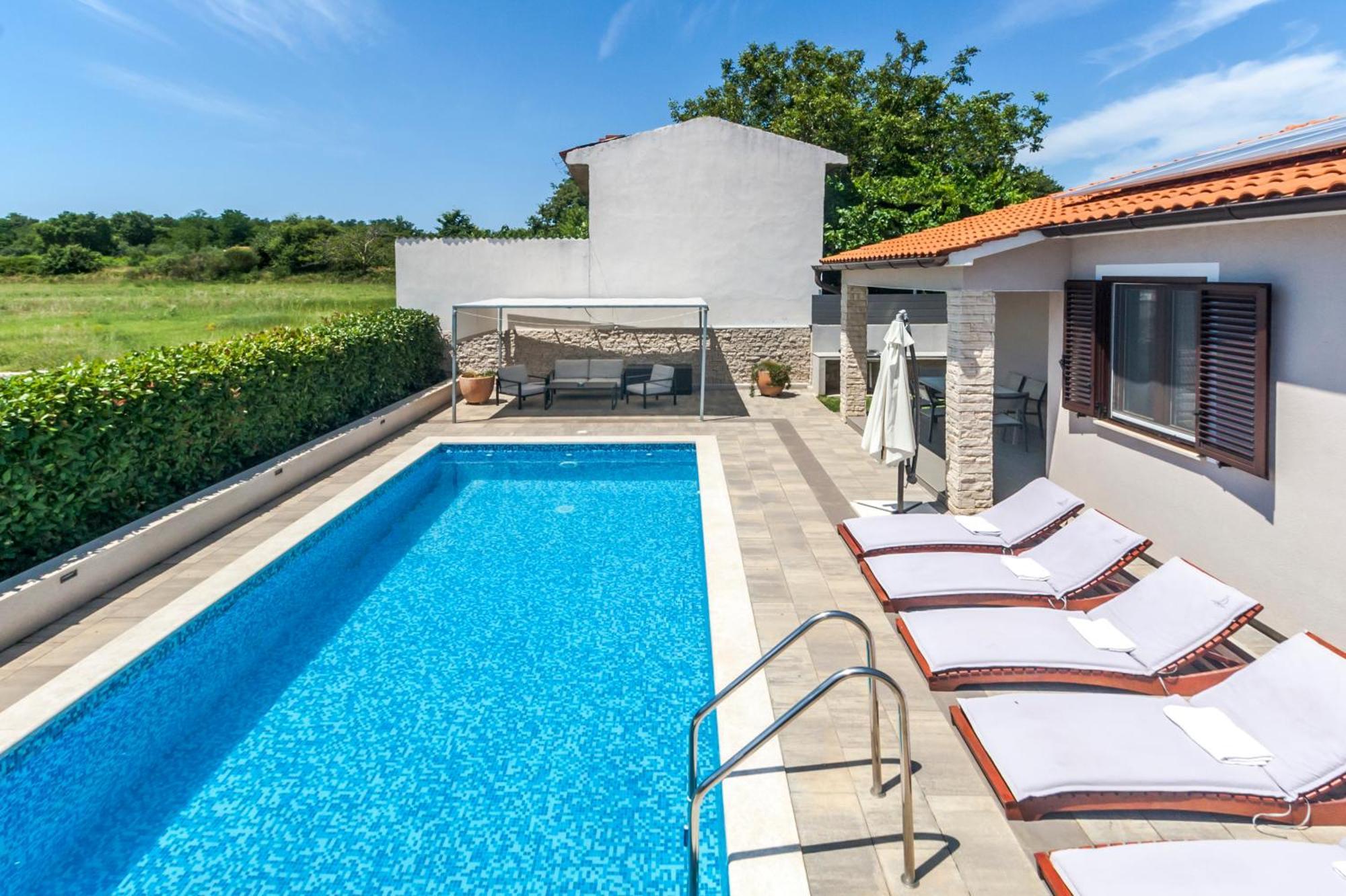 Villa Gortan - Pool House For 7 Guests Near Pula Istria - Ferienhaus Istrien Marcana Exterior photo